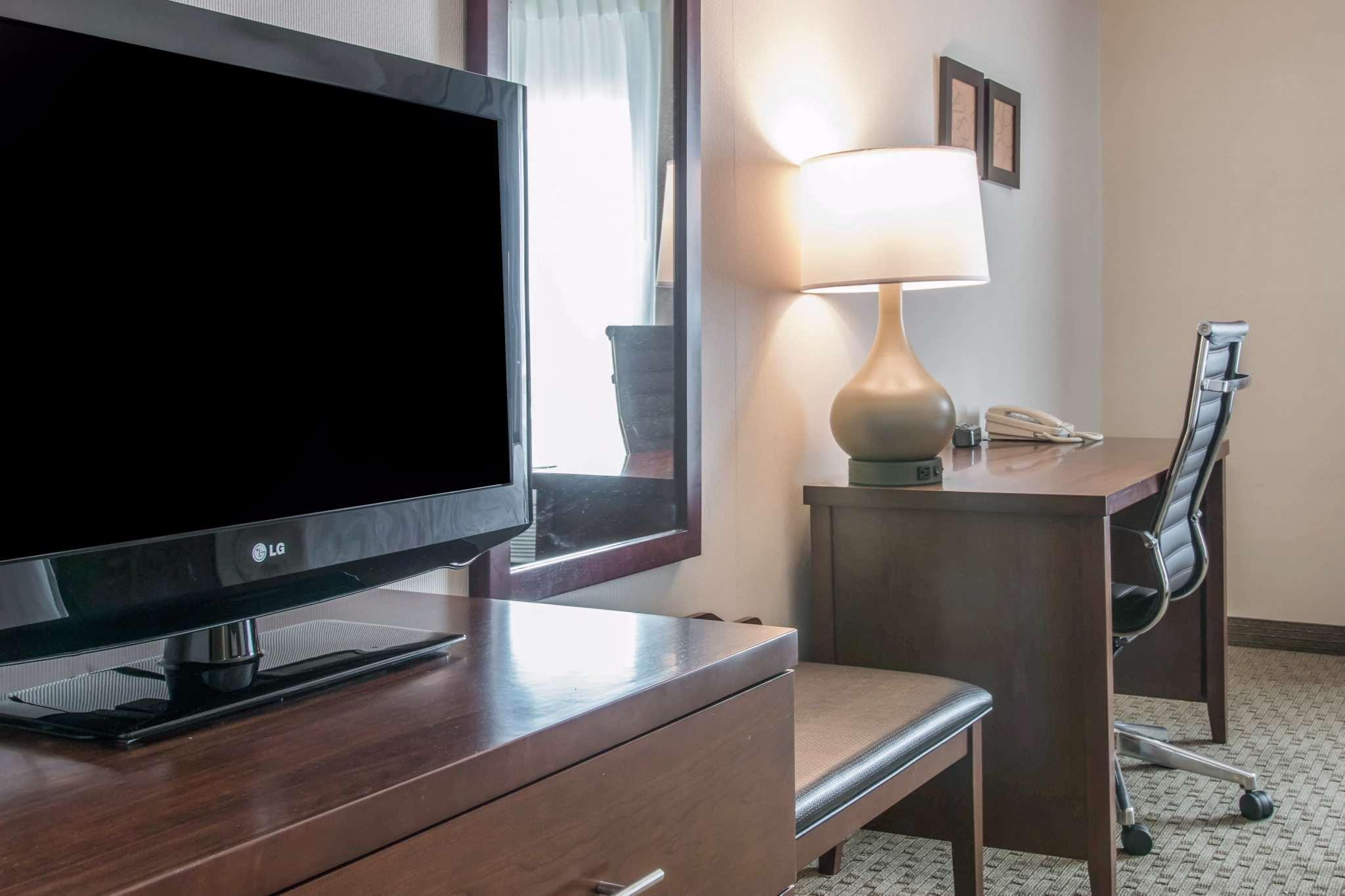 Comfort Suites Wixom Екстериор снимка