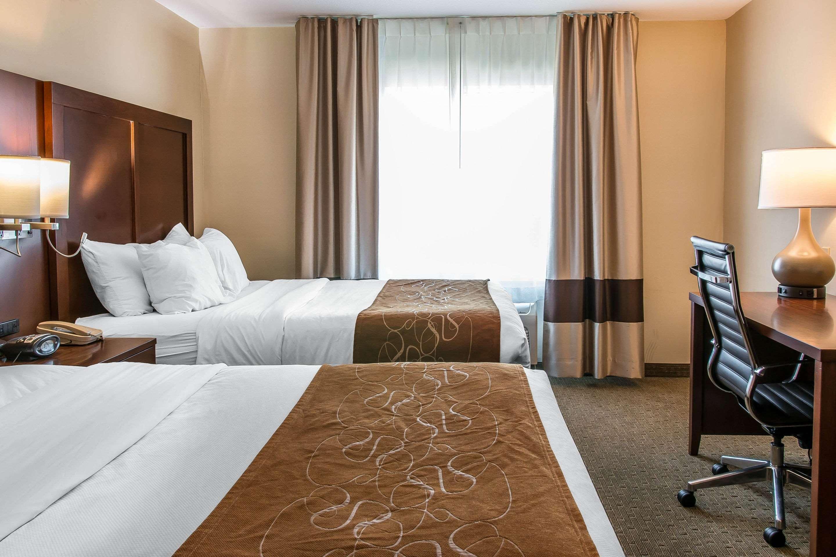 Comfort Suites Wixom Екстериор снимка