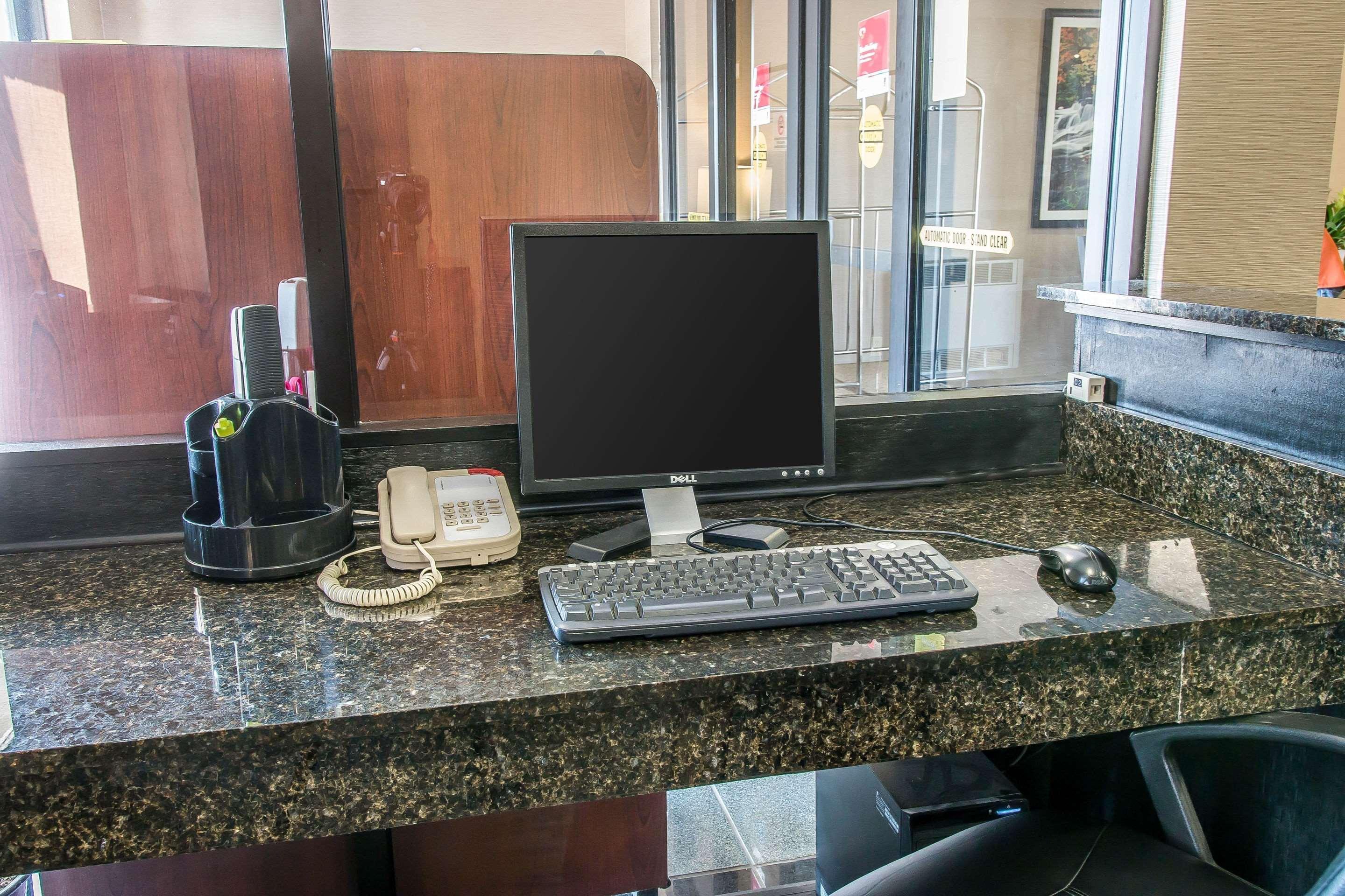 Comfort Suites Wixom Екстериор снимка