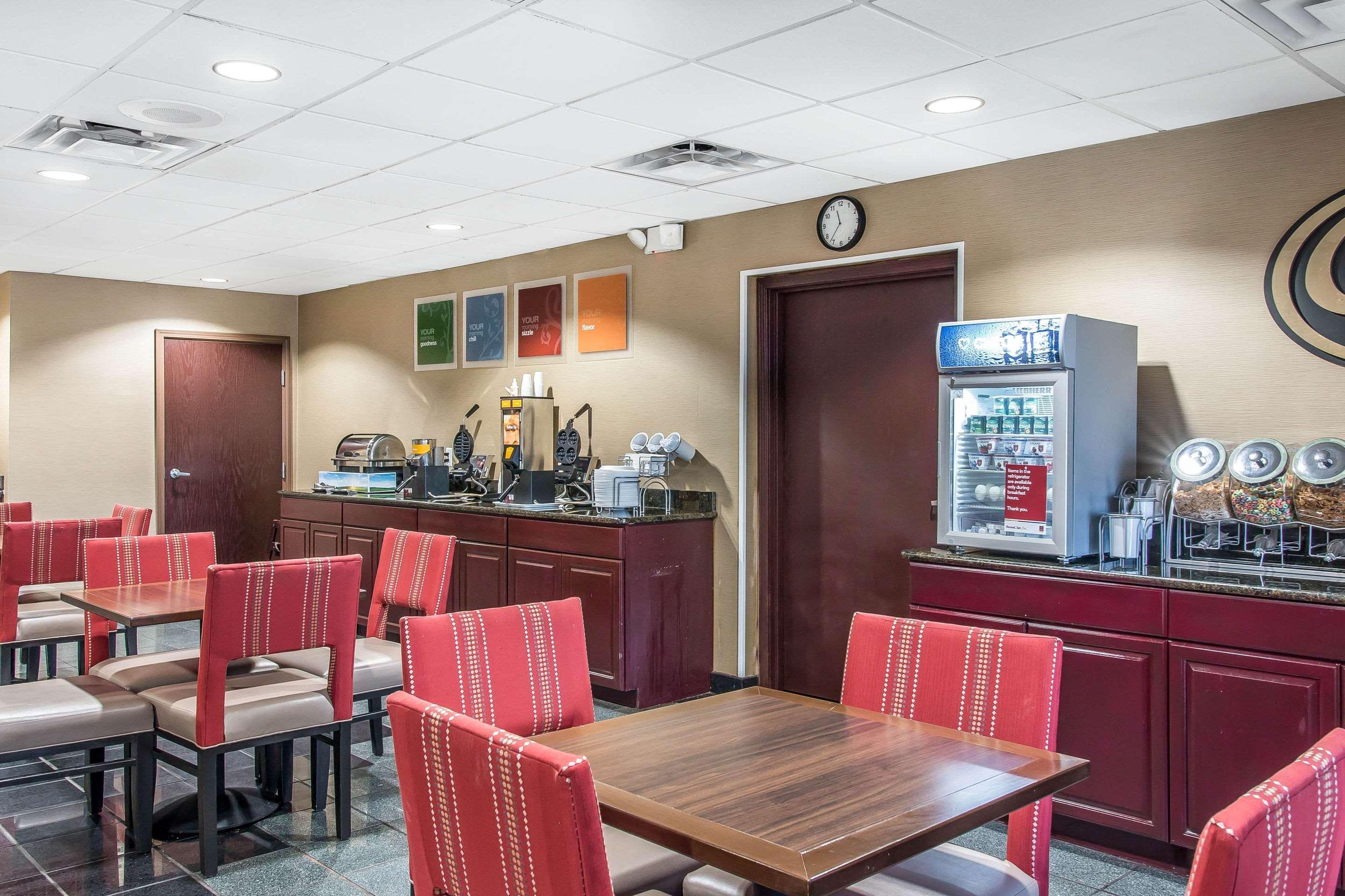 Comfort Suites Wixom Екстериор снимка