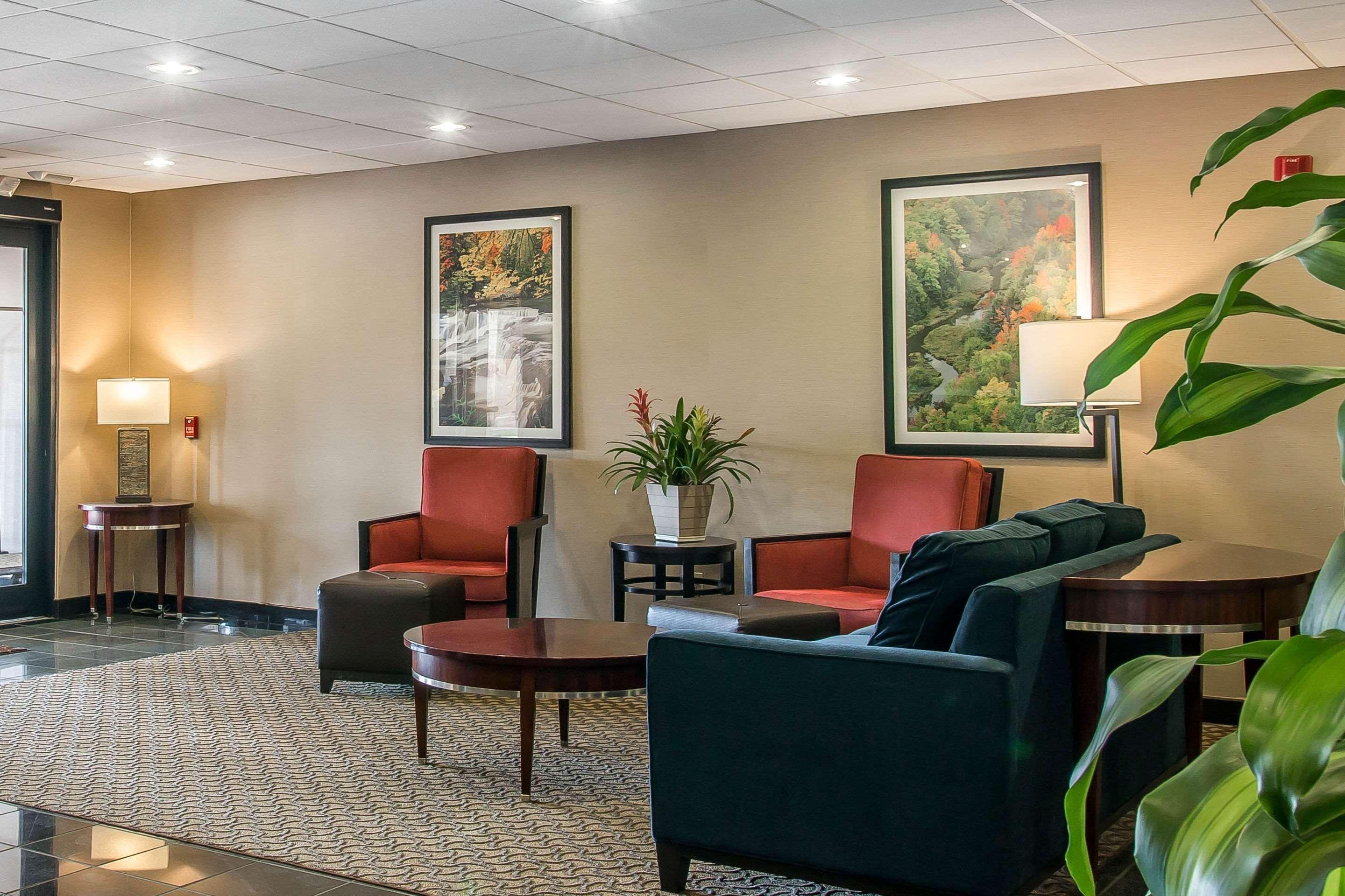 Comfort Suites Wixom Екстериор снимка