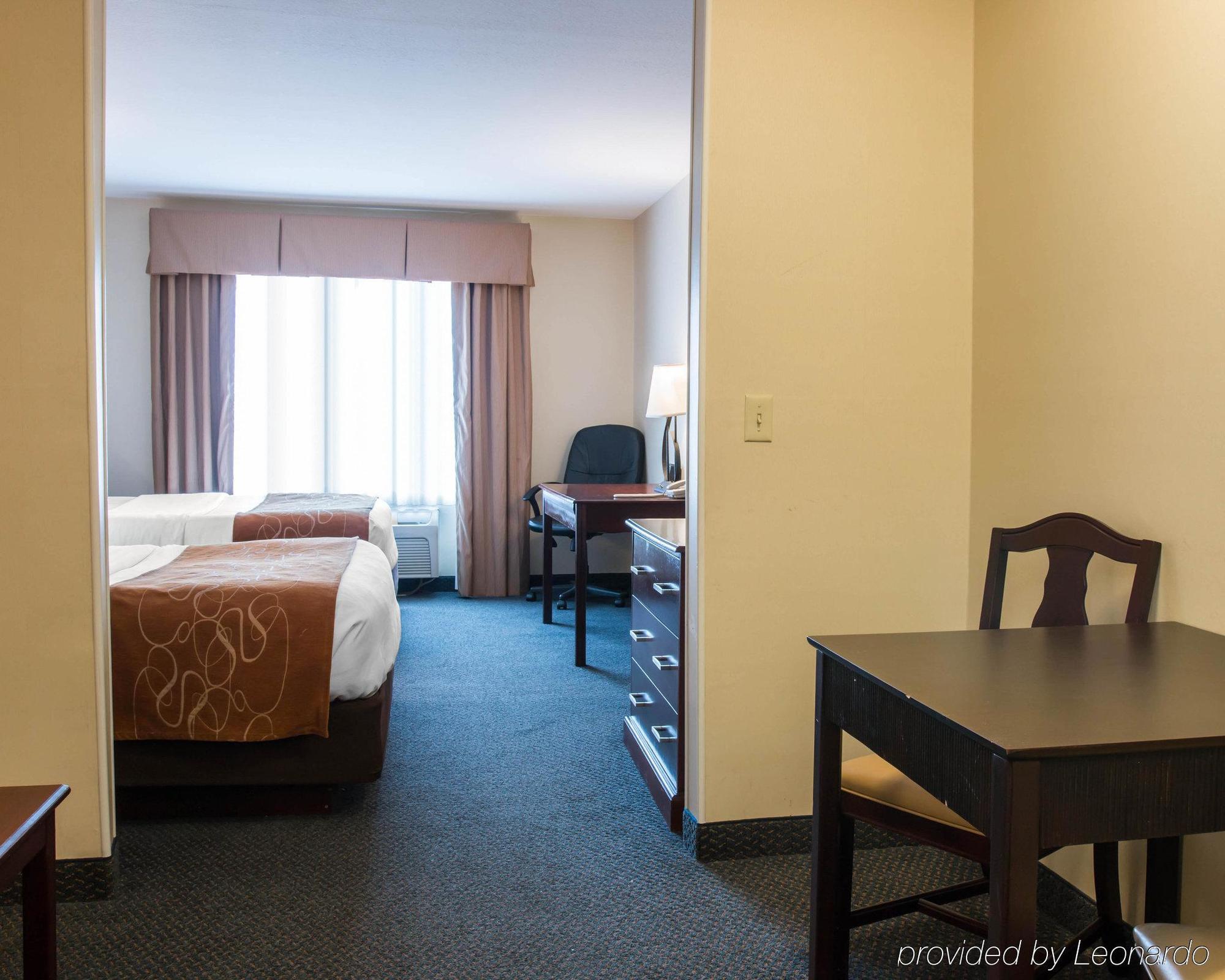 Comfort Suites Wixom Екстериор снимка